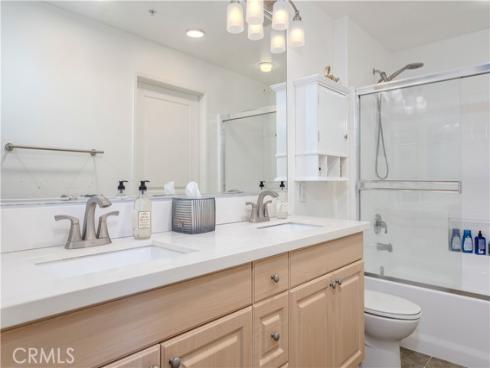 2337 Watermarke , Irvine, CA