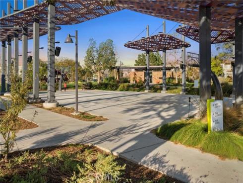 113  Pixel  , Irvine, CA