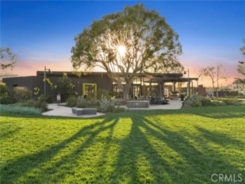 113  Pixel  , Irvine, CA