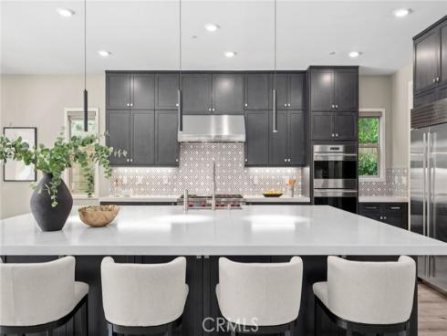 113  Pixel  , Irvine, CA