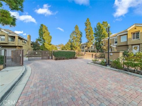 74  Lehigh Aisle  , Irvine, CA