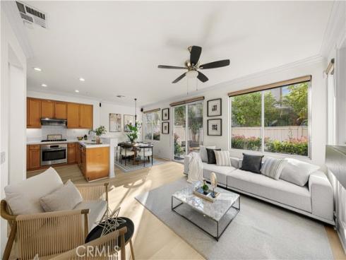 9  Santa Luzia Aisle  , Irvine, CA