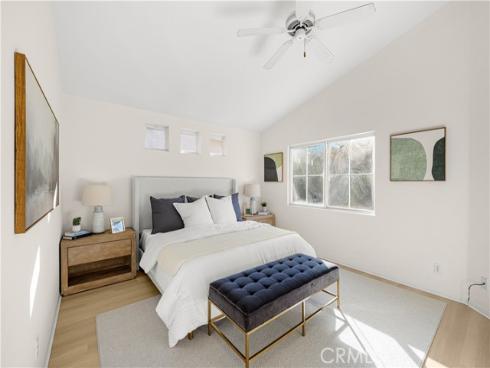 9  Santa Luzia Aisle  , Irvine, CA