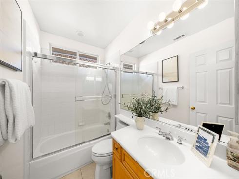 9  Santa Luzia Aisle  , Irvine, CA