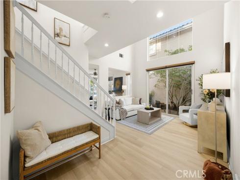 9  Santa Luzia Aisle  , Irvine, CA