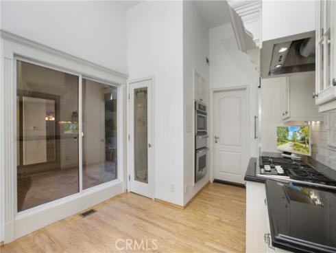 14  Vista  , Irvine, CA