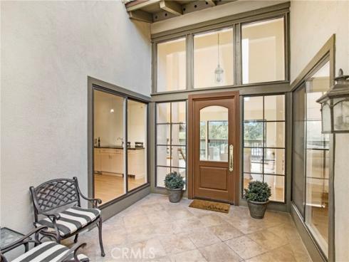 14  Vista  , Irvine, CA