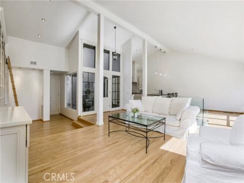 14  Vista  , Irvine, CA