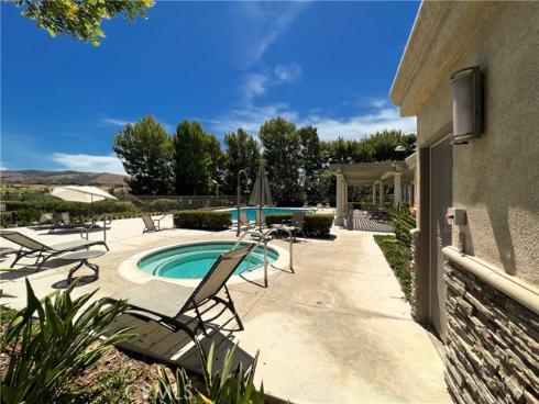 14  Rainbow Ridge  , Irvine, CA