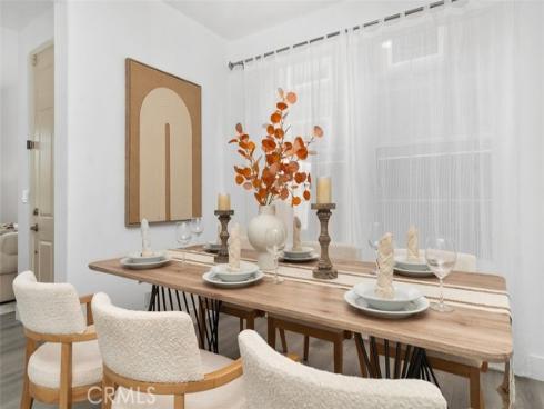 31 Dinuba , Irvine, CA