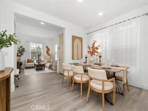 31 Dinuba , Irvine, CA