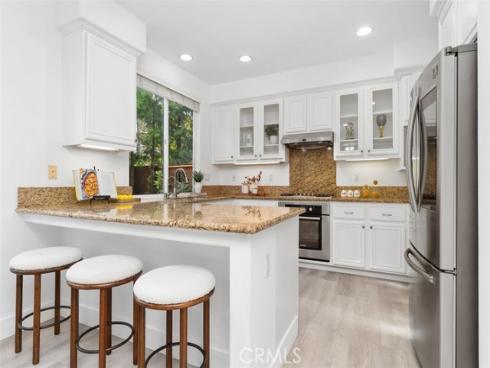 31 Dinuba , Irvine, CA