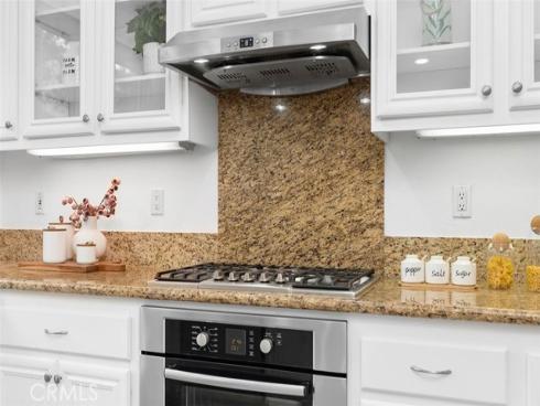 31 Dinuba , Irvine, CA