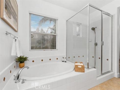 31 Dinuba , Irvine, CA