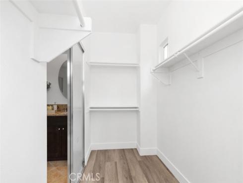 31 Dinuba , Irvine, CA