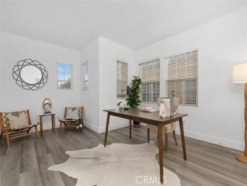 31 Dinuba , Irvine, CA