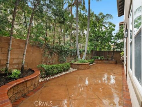 31 Dinuba , Irvine, CA