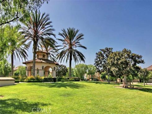 31 Dinuba , Irvine, CA