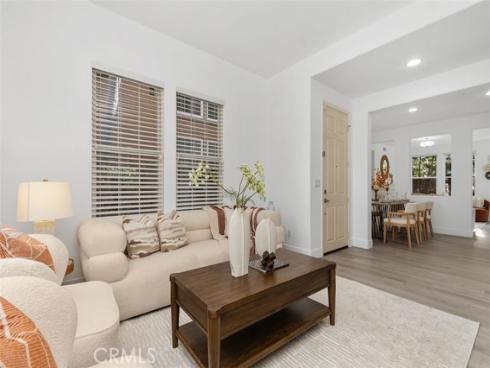 31 Dinuba , Irvine, CA