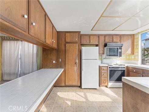 15422  Alsace  , Irvine, CA