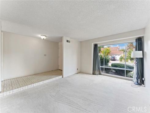 15422  Alsace  , Irvine, CA