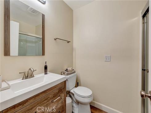 174  Streamwood  , Irvine, CA