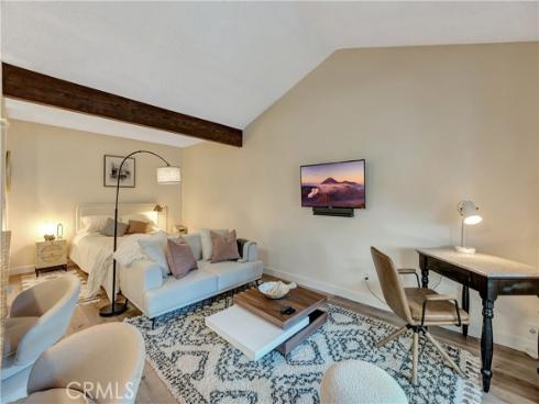 174  Streamwood  , Irvine, CA