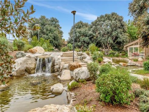 174  Streamwood  , Irvine, CA