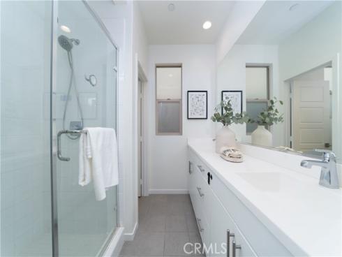 217  Magnet  , Irvine, CA