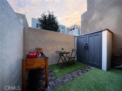 217  Magnet  , Irvine, CA