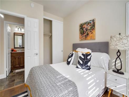 57  Pinewood  , Irvine, CA