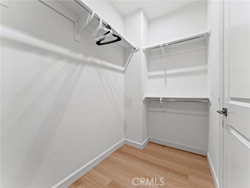 87  Darby  , Irvine, CA