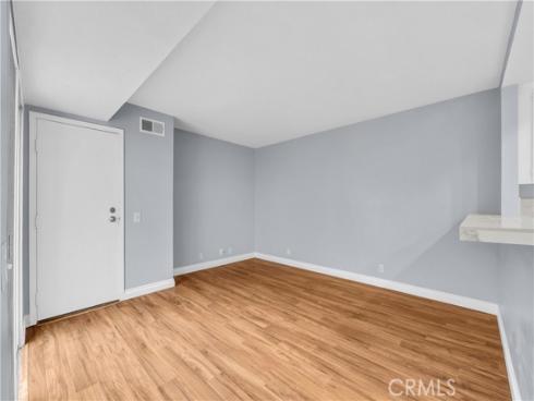 4  Wellesley  , Irvine, CA