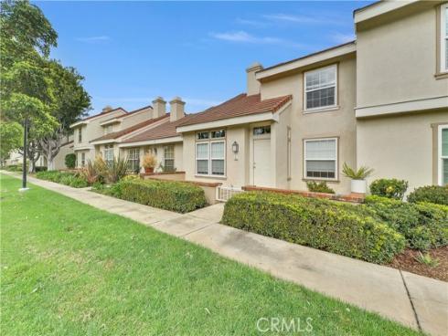 4  Wellesley  , Irvine, CA