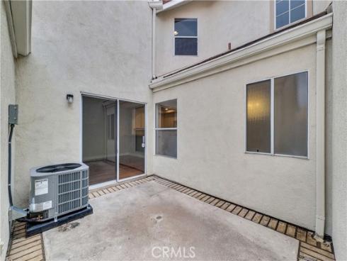 4  Wellesley  , Irvine, CA