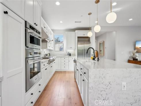 110 Globe , Irvine, CA