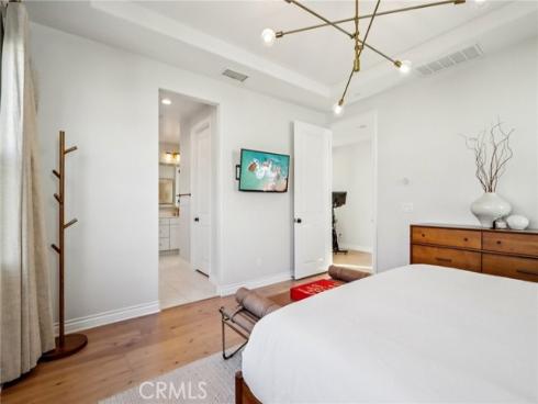 110 Globe , Irvine, CA