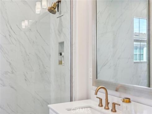 110 Globe , Irvine, CA