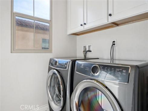 110 Globe , Irvine, CA