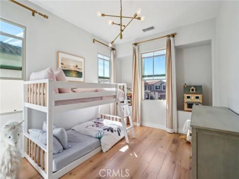 110 Globe , Irvine, CA