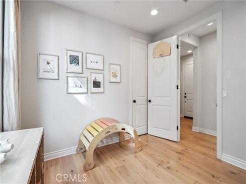 110 Globe , Irvine, CA