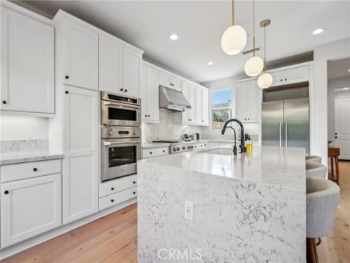 110 Globe , Irvine, CA