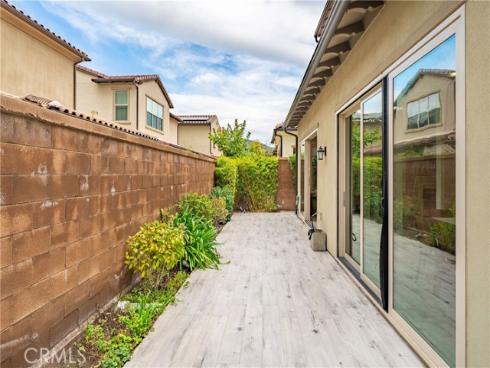 113  Wanderer  , Irvine, CA