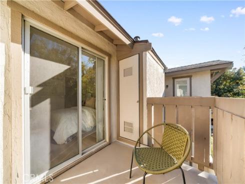 37  Rockwood  , Irvine, CA