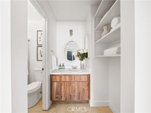 37  Rockwood  , Irvine, CA