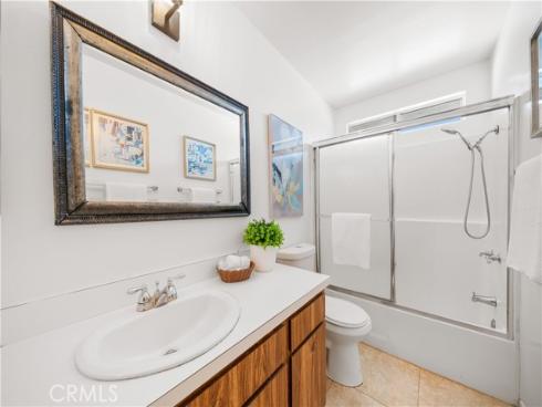 37  Rockwood  , Irvine, CA