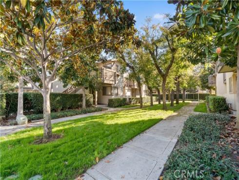 37  Rockwood  , Irvine, CA