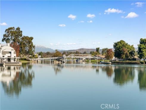 37  Rockwood  , Irvine, CA