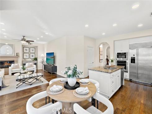 21  Paperbark  , Irvine, CA