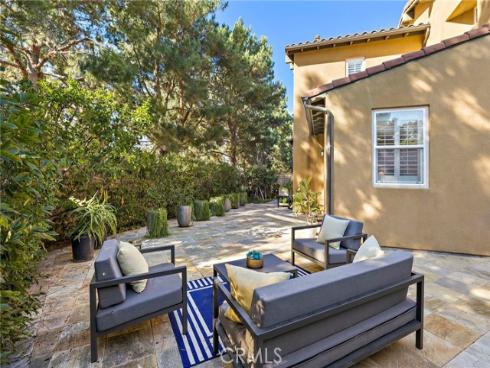 21  Paperbark  , Irvine, CA